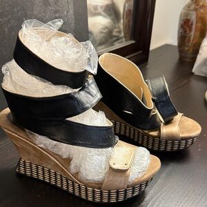 Reversible Modzori Black and Gold leather Wedge Sandals